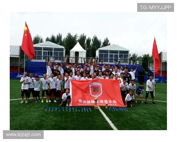 株洲狼腾足球队崛起之路:从地方小队到全国关注焦点的奋斗历程 株洲狼腾足球队崛起之路:从地方小队到全国关注焦点的奋斗历程