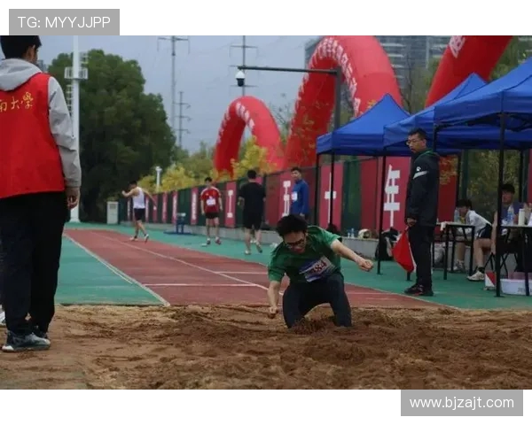 激情碰撞展现竞技魅力体育赛场上追逐荣耀与梦想的盛宴 激情碰撞展现竞技魅力体育赛场上追逐荣耀与梦想的盛宴