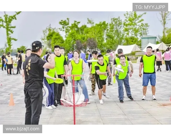 飞盘团队协作实力榜单揭晓成都飞盘队荣获第八名佳绩