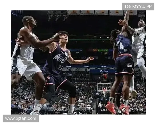 勇士与开拓者激战四月十七日NBA季后赛精彩回顾与分析 勇士与开拓者激战四月十七日NBA季后赛精彩回顾与分析