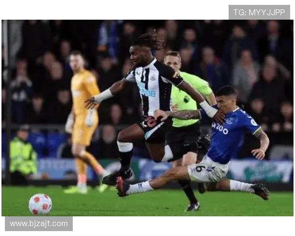 南安普敦主场迎战埃弗顿期待逆转局势争取胜利