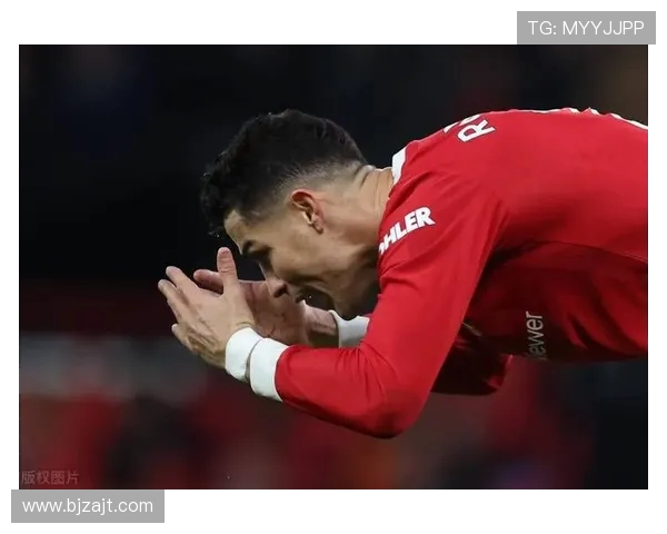 曼联与西布朗激战正酣比分揭晓引发球迷热议 曼联与西布朗激战正酣比分揭晓引发球迷热议